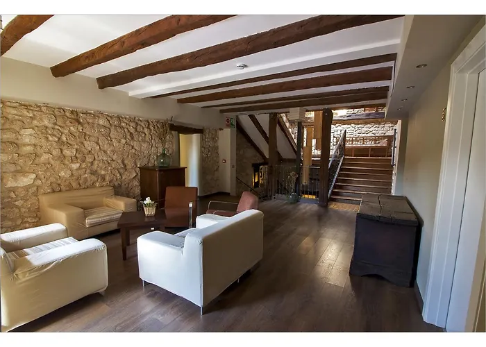 Отель La Casona De Valbuena 4*